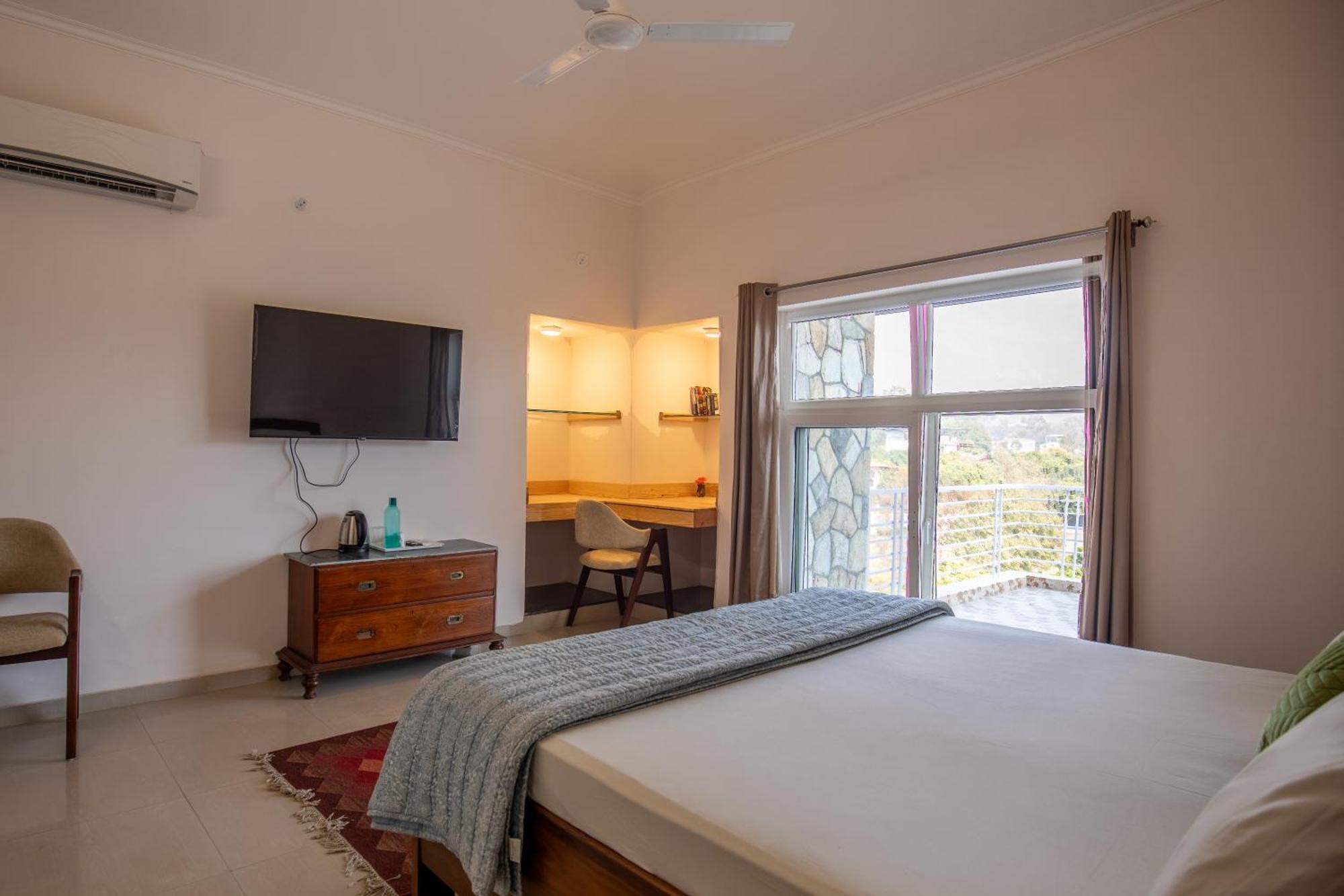 Lazy Fox Hideout - Panoramic View Cottage Dehradun Buitenkant foto