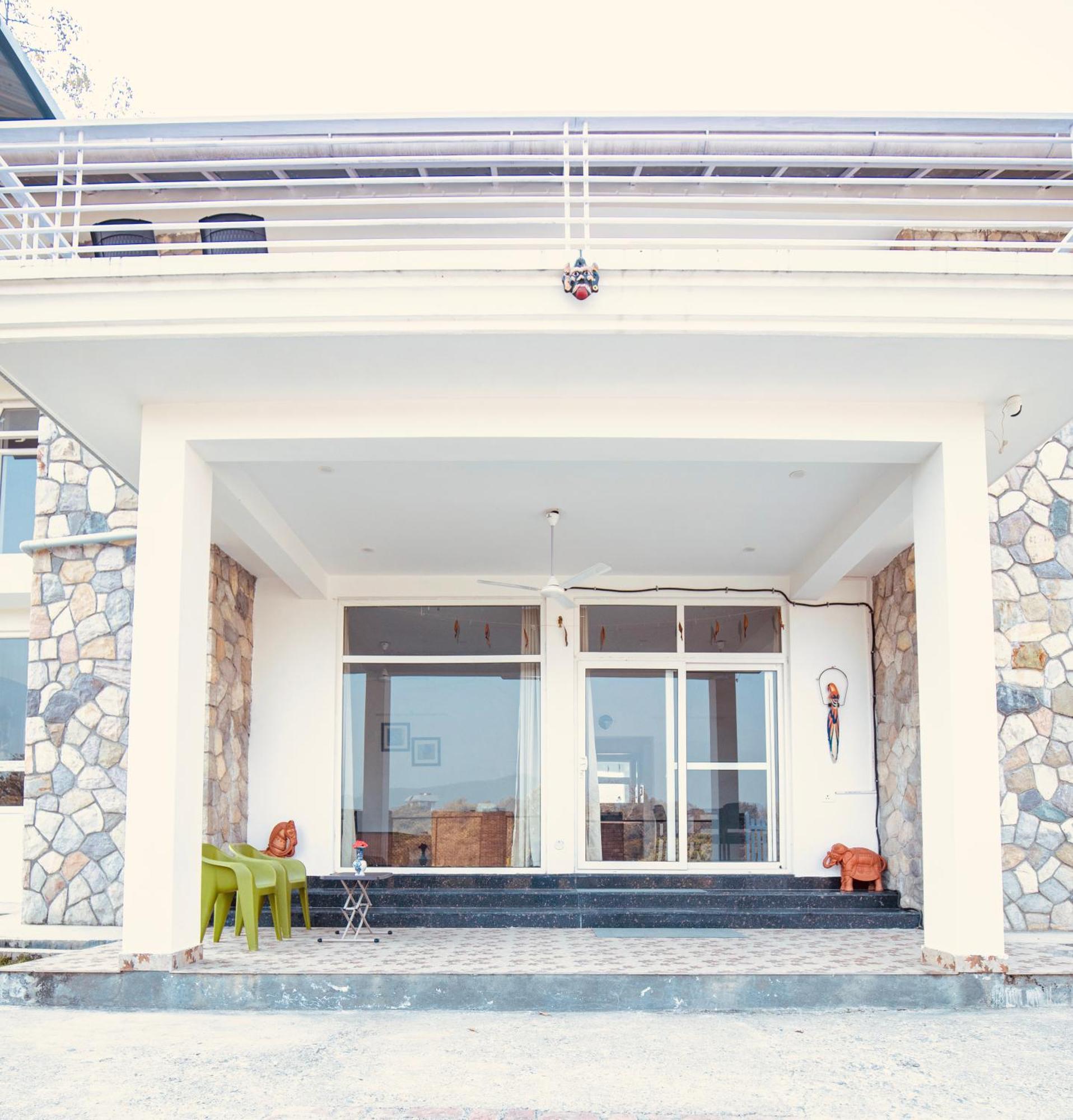 Lazy Fox Hideout - Panoramic View Cottage Dehradun Buitenkant foto